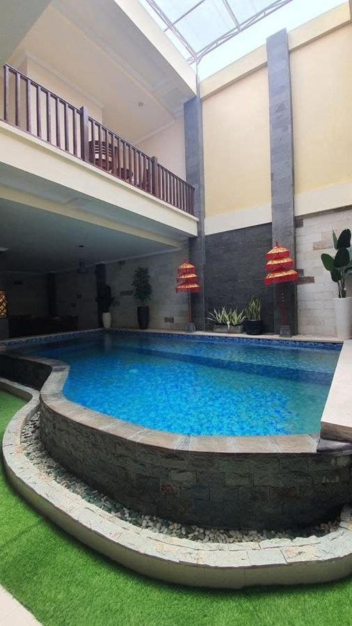 Grand Puri Hotel Batununggul Exterior photo